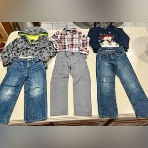 Boys 6 piece clothing Bundle / Lot size gray pullover